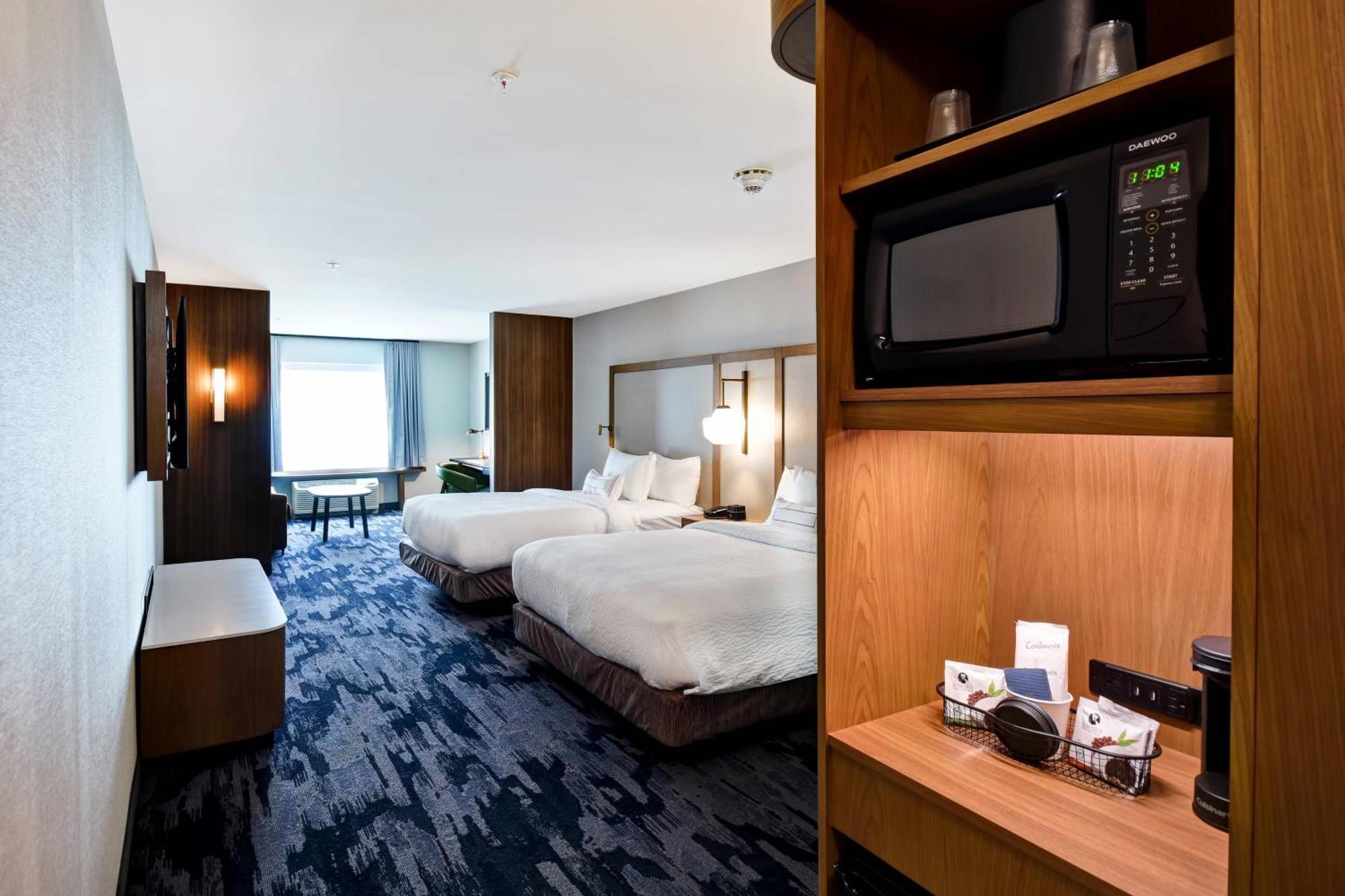 Fairfield Inn & Suites By Marriott Плимут Экстерьер фото