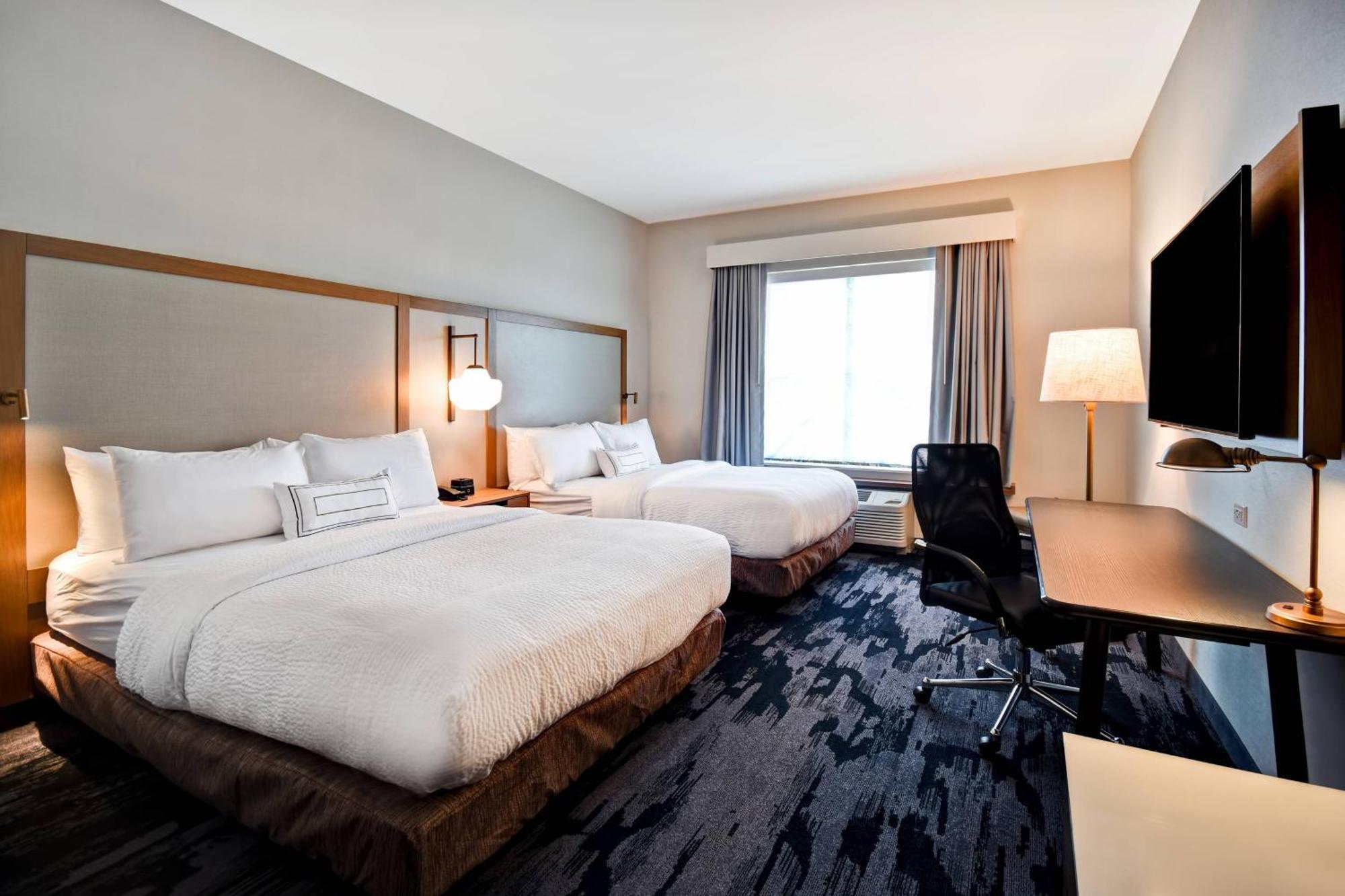 Fairfield Inn & Suites By Marriott Плимут Экстерьер фото
