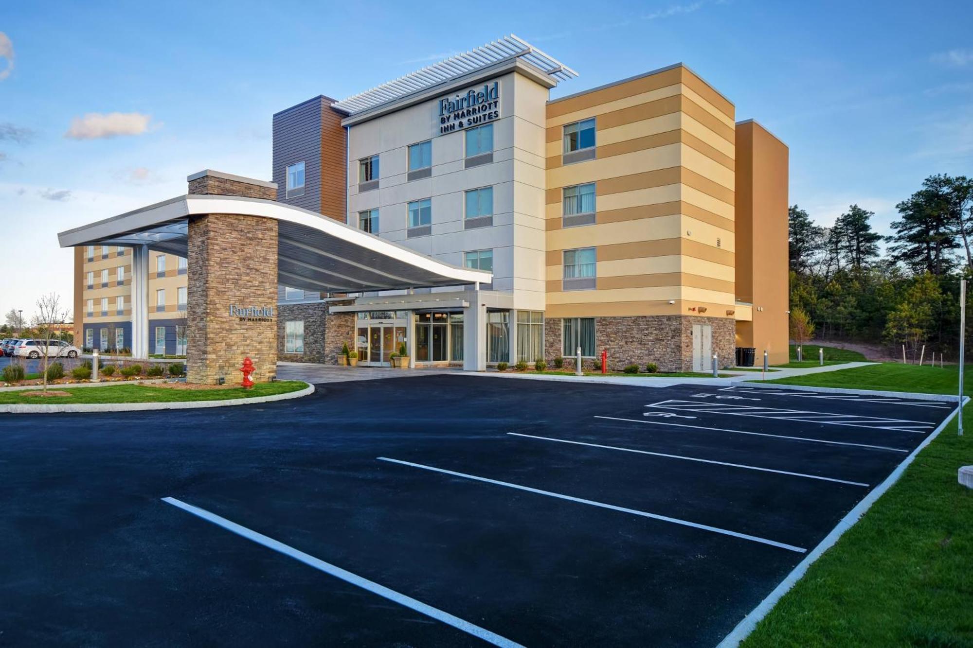 Fairfield Inn & Suites By Marriott Плимут Экстерьер фото